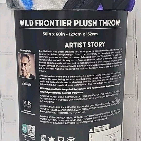 WILD FRONTIER PLUSH THROW WILDERNESS SPACE CATS ASTRONAUT 50" X 60" Soft - Picture 4 of 8